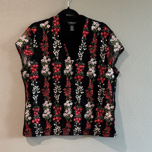 Liz Claiborne Black Top with Red and White Floral Design - Picture 1 of 4